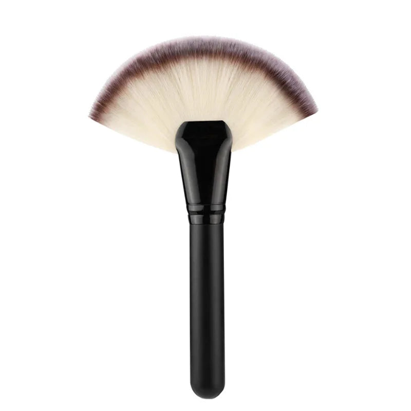 Fan-Shaped Makeup Brush