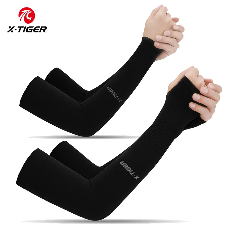 Fitness Unisex TIGER Cycling Arm Sleeves Anti-UV Black Colour shown wear by a young lady 2 pairs offers 1 with thumbhole