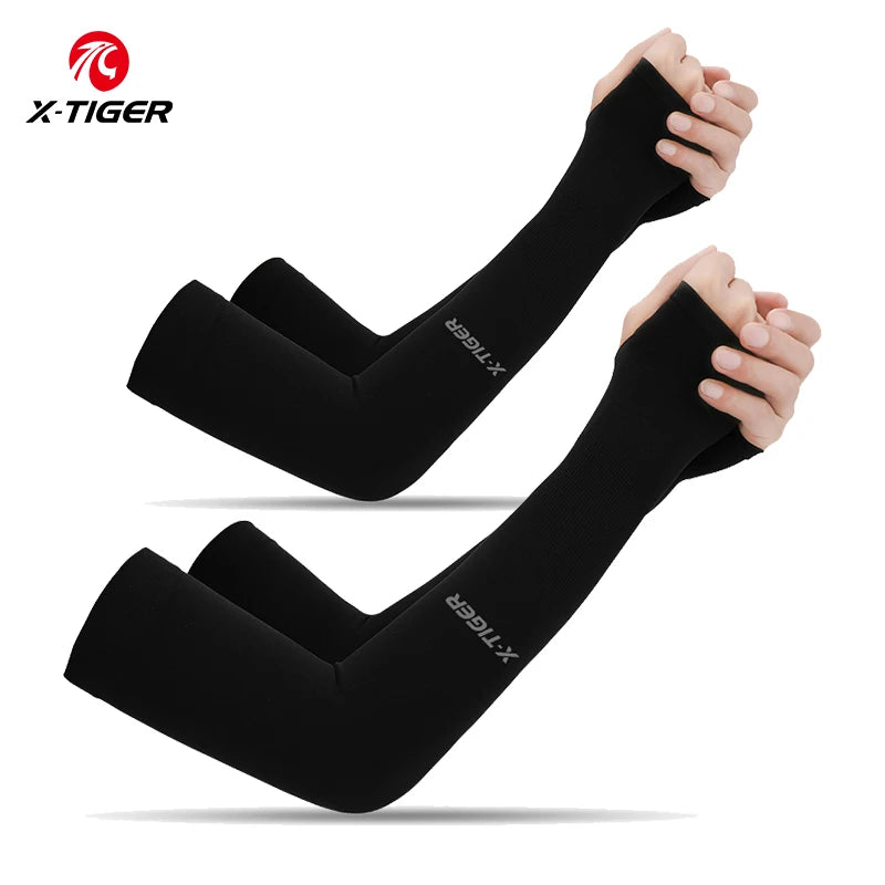 Fitness Unisex TIGER Cycling Arm Sleeves Anti-UV 2 Black Colour shown wear by a young lady 2 pairs offers with both thumbhole