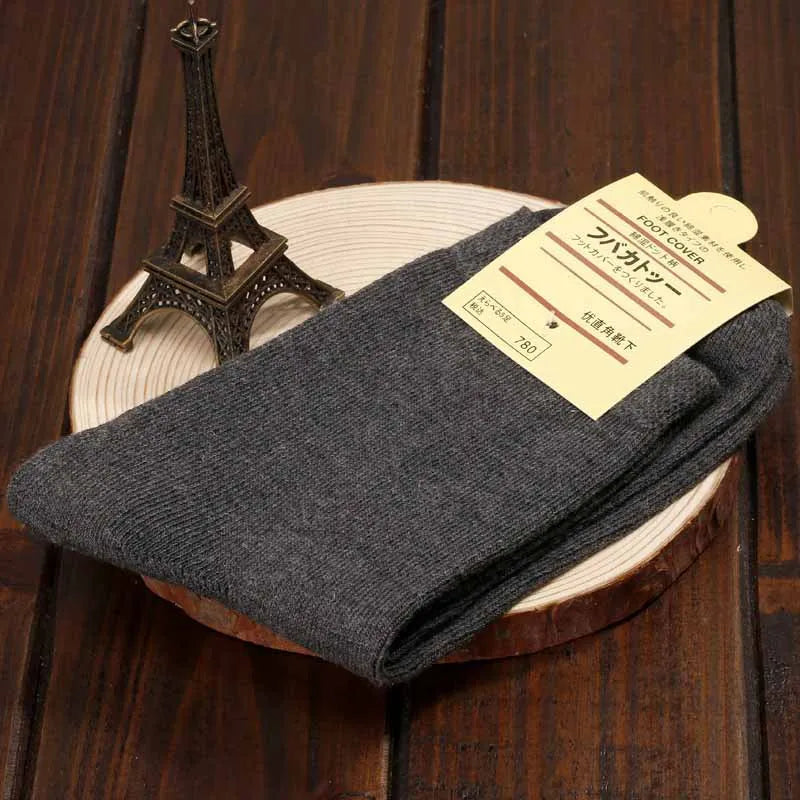 Health care products Diabetic Socks Unisex 1 pair shown Dark Gray Colour on a plate with small Eiffel Tower near