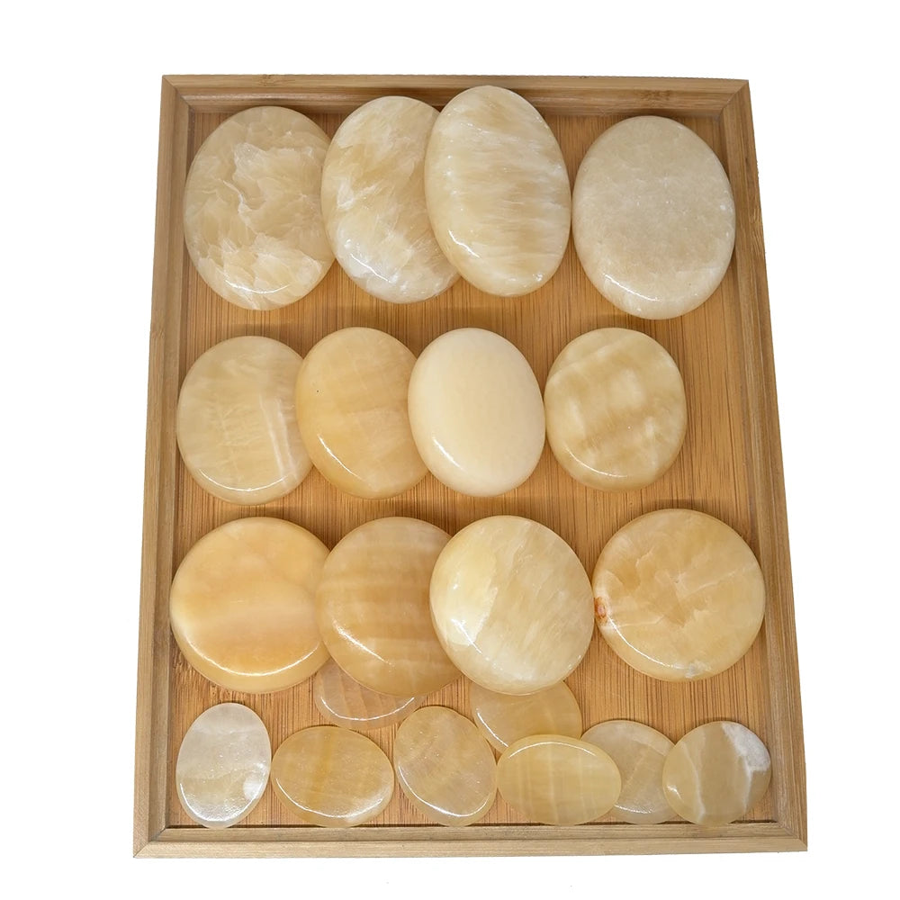 Massage therapy Yellow Jade Quartz Hot stone massage set (20 pieces/set) show in a wood box