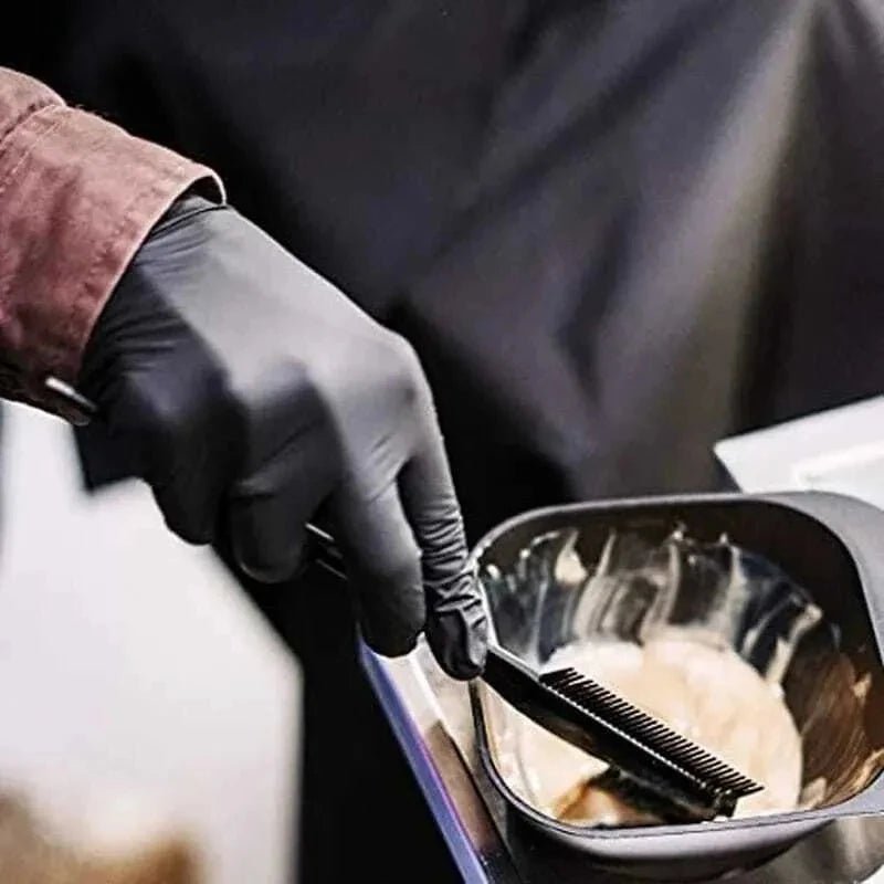 Medical Supplies & Equipment Black Nitrile Disposable Gloves Thickened Use to cut patient hair in a hospital before brain surgery