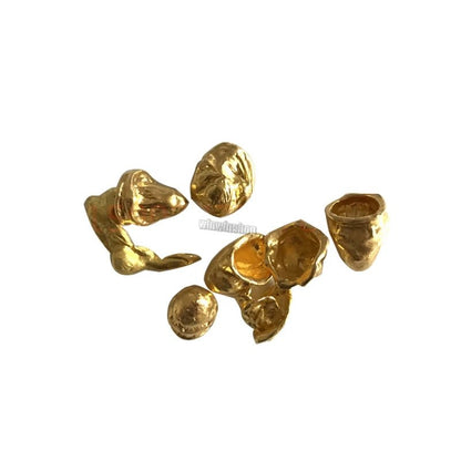 Dentistry Supplies Equipment 470 g yellow metal alloy, to cast a crown.