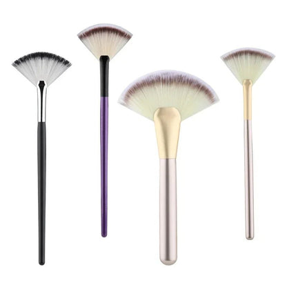 Wellness Fan-Shaped Makeup Brush 4 brush shown