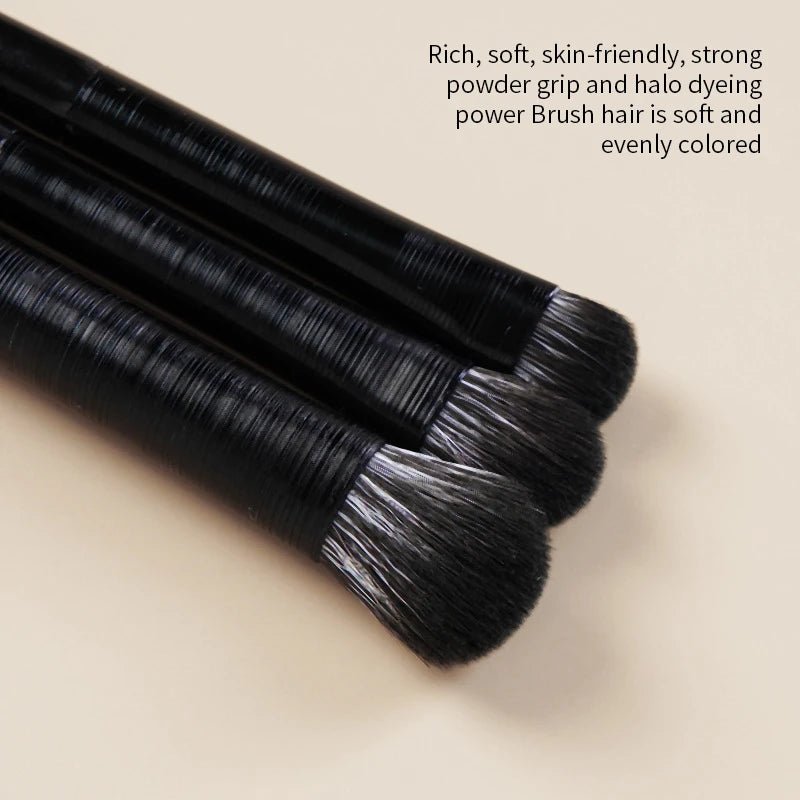 Wellness Natural Eye Makeup 3 Brushes Bristles show Rich, soft, strong powder grip 