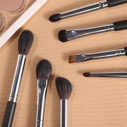 Wellness Natural Eye Makeup Brushes Set (7 pieces) End of brush  shown dense Bristles